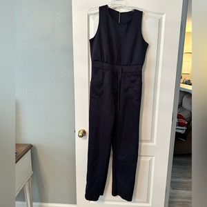 NWOT Tall navy blue jumpsuit tie waist and pockets, size 2XL but fit is more M/L